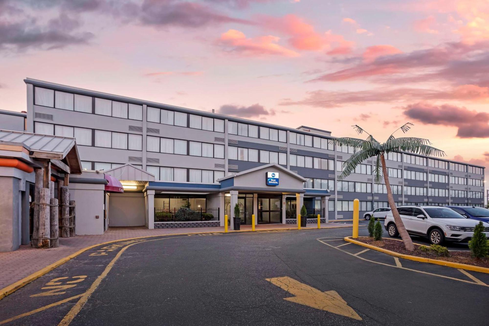 Best Western Rutgers University Hotel East Brunswick Exterior foto